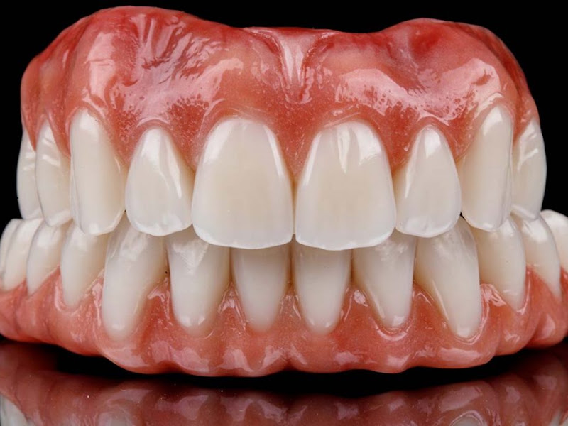 Foto 2 de LP Lima Prótese Dentária
