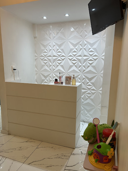 Foto 2 de LP odontologia estética