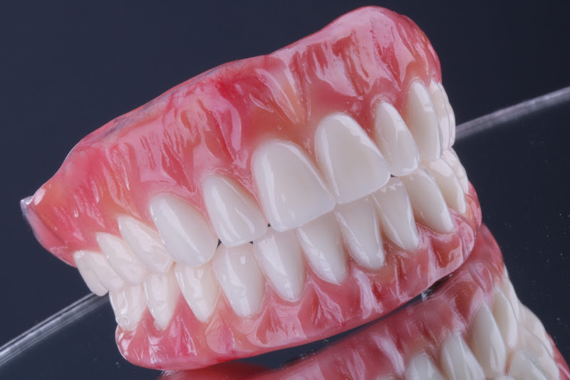 Foto 2 de LS soluções protéticas carga imediata