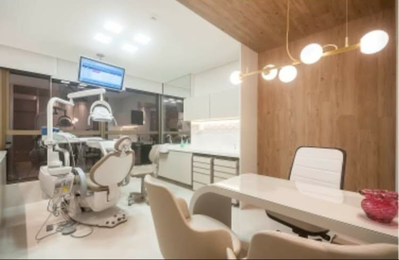 Foto 2 de Luciana Cavalcanti Dentista