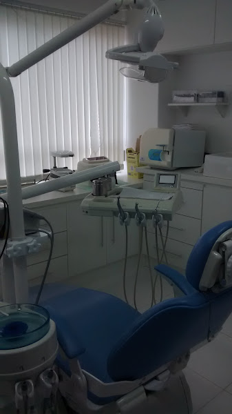 Foto 2 de Luciana Conceição Odontologia