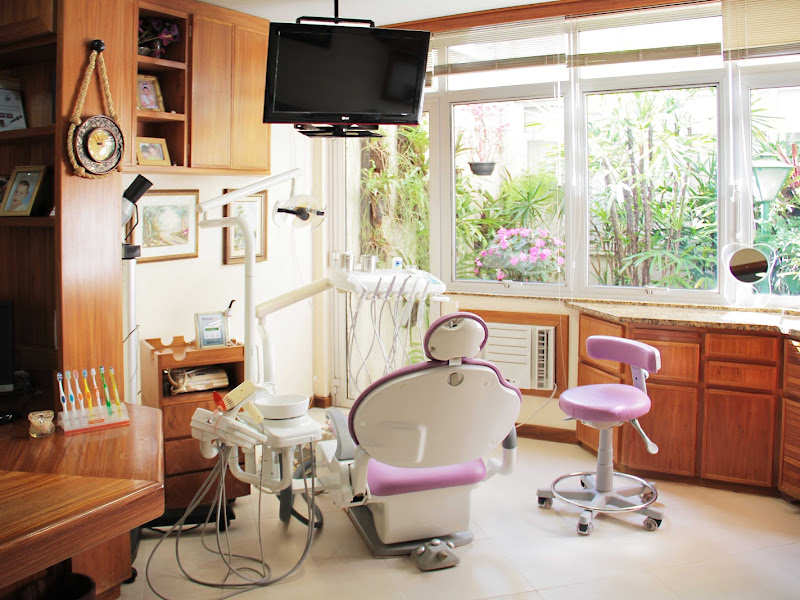 Foto 3 de Luciana Galnares Cirurgiã Dentista