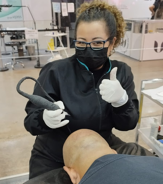 Foto 2 de Luciana Moreira Afeto Clinica- Interlagos - Especialista Micropigmentação Capilar -Lábios-Sobrancelhas (Fio a fio), Depilação