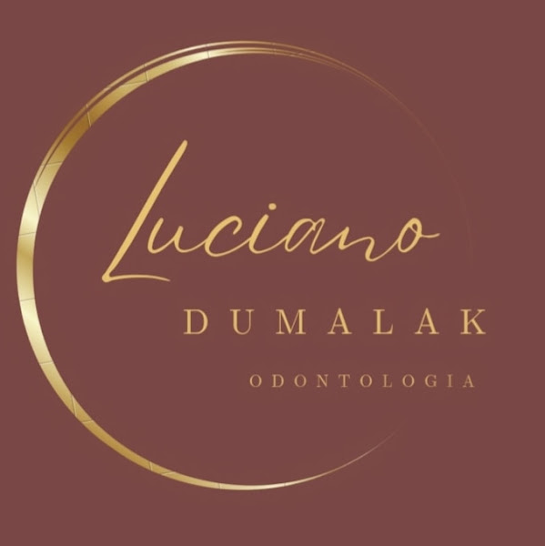 Foto 3 de Luciano Dumalak Odontologia