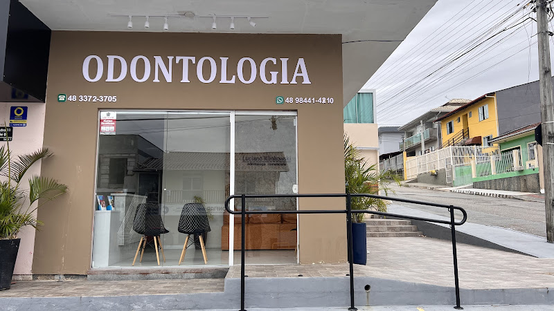 Foto 2 de Luciano Klinkowski odontologia e harmonização facial em São José