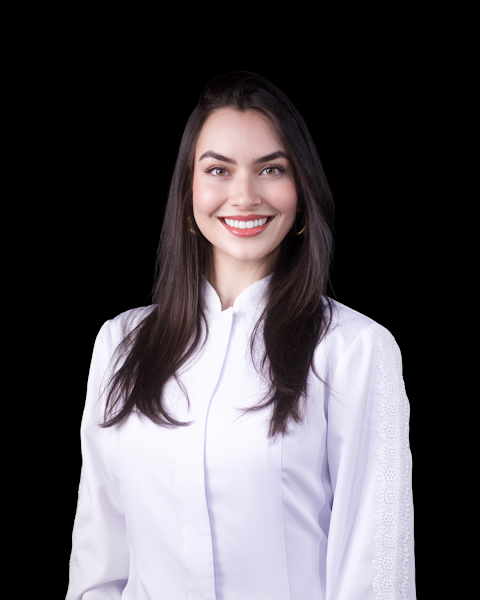 Foto 2 de Luiza Caressato | Odontologia Estética e Harmonização Facial