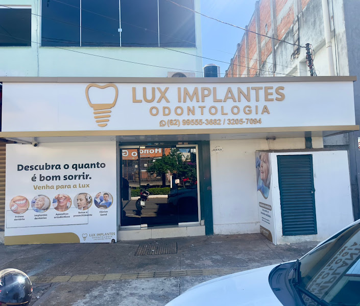 Foto 2 de Lux Implantes Odontologia