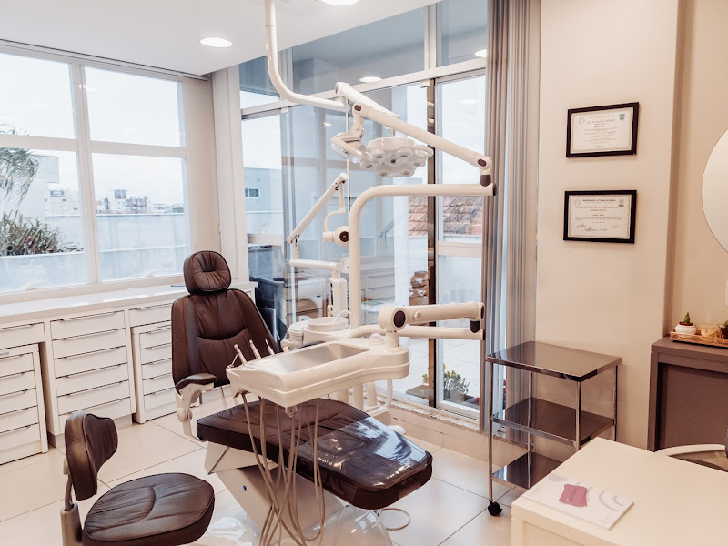 Foto 7 de LV Clinic Odontologia Especializada | Dra Luísa Vicentini | Dentista Ingleses