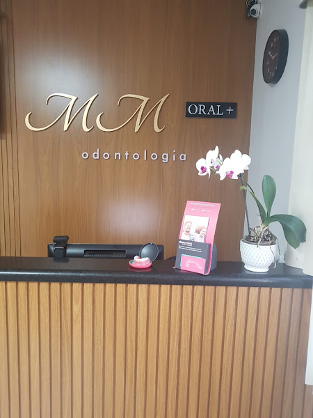 Foto 2 de M M Oral + Odontologia