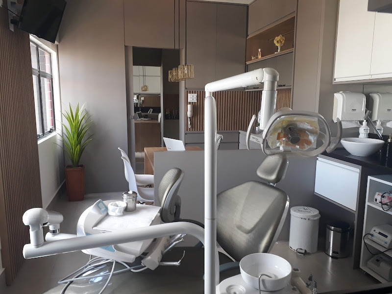 Foto 3 de M&S ODONTOLOGIA ESPECIALIZADA