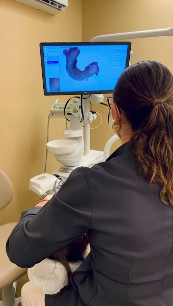 Foto 4 de Maesti Odontologia | Dra. Ana Paula Simão Ortodontia Alinhadores dentista em Ponta Grossa