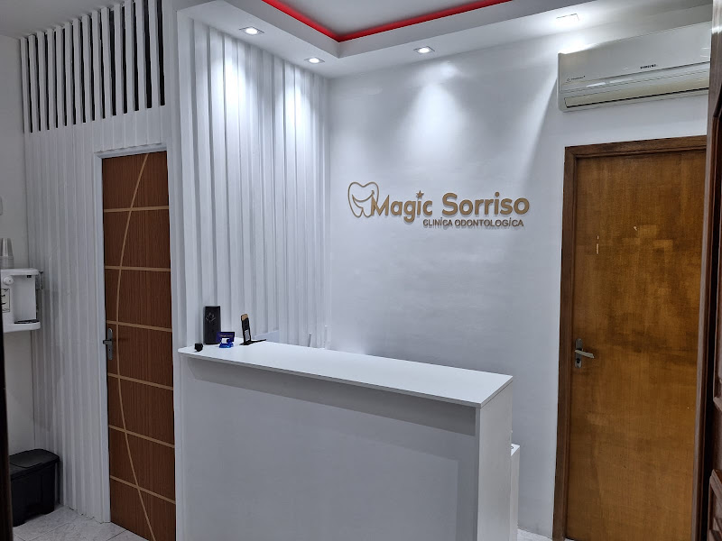 Foto 2 de MAGIC SORRISO - Atendimento Adulto e Infantil - Odontopediatria - Ortodontia- Amil - Bradesco -Odontoprev - Porto Seguro