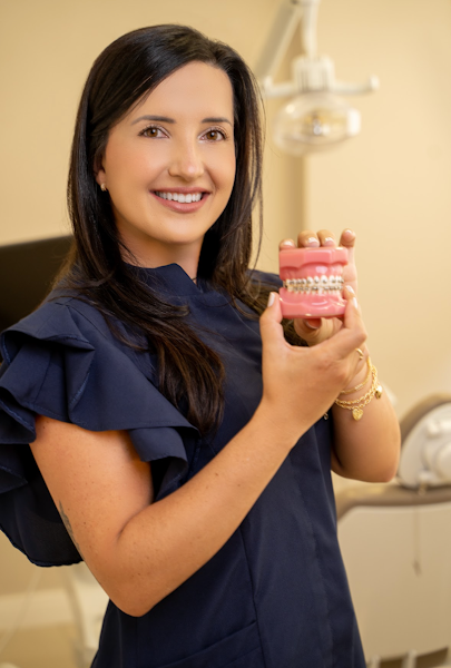 Foto 2 de Maiane Conceição -Dentista