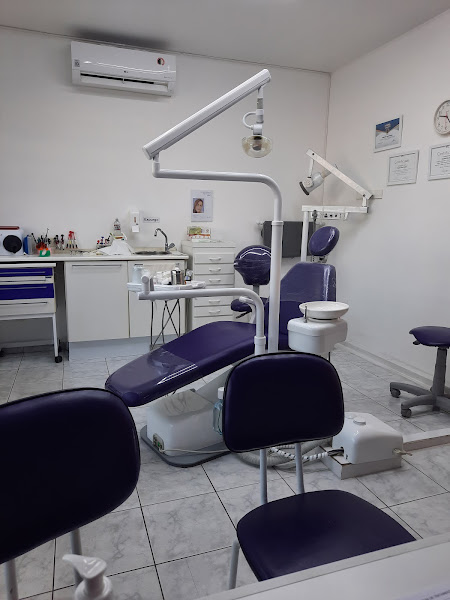 Foto 3 de Manfredini Odontologia