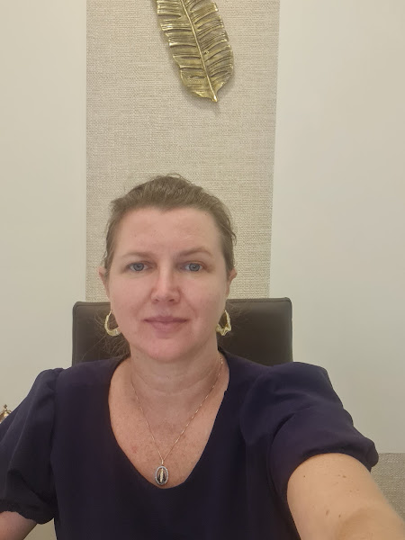 Foto 2 de Manuela Radzinsky Implantodontia e Reabilitação Oral