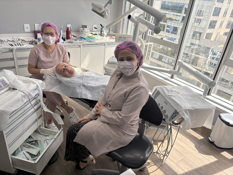 Foto 3 de Marcela Forma Fragoso, Dentista