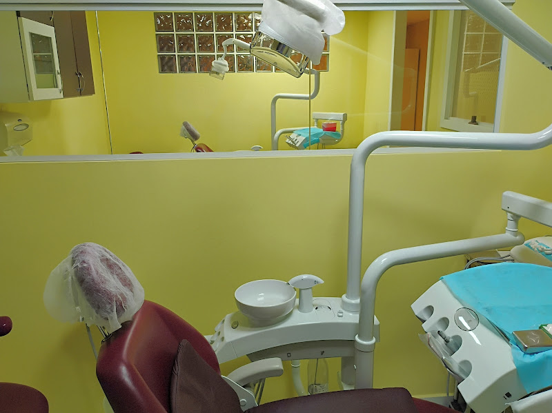 Foto 2 de Marcelino Condori - Implantes Dentários