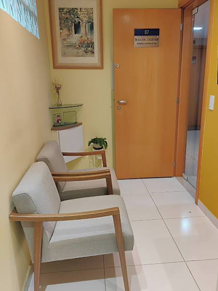 Foto 3 de Marcelino Condori - Implantes Dentários