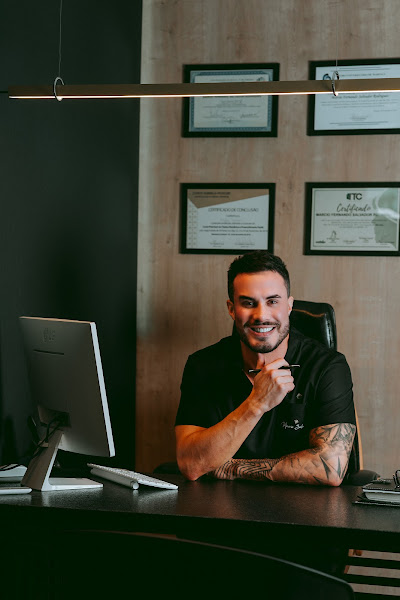 Foto 2 de Marcio Salvador Odontologia e Estética Orofacial