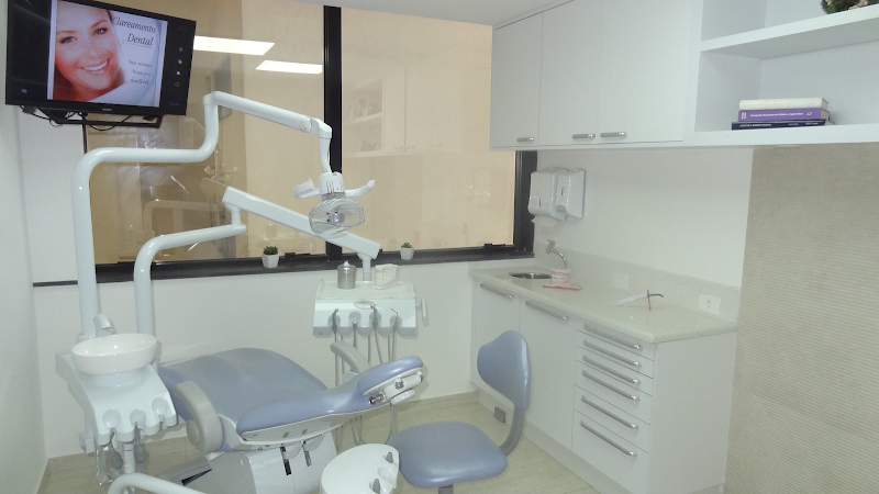 Foto 2 de Mari Batista Odontologia