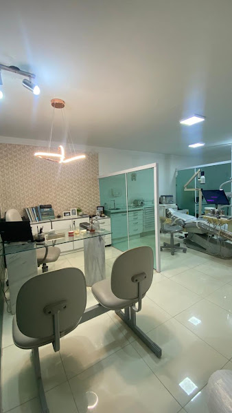 Foto 2 de Mari Odontologia - Estética- Implante- Ortodontia