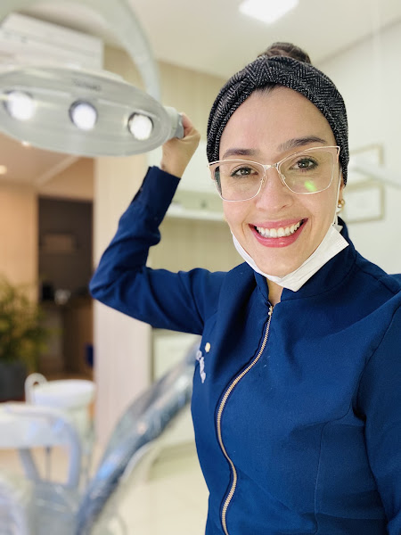 Foto 2 de Marília Dias - Cirurgiã Dentista