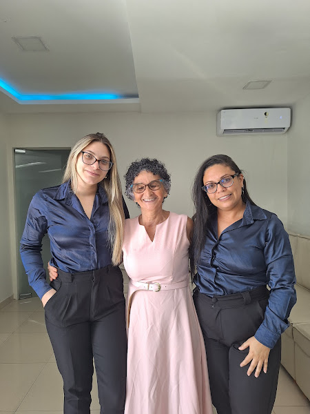 Foto 3 de Marinho Odontologia - Implantes Dentários / Lentes de Resina - Mangabeira, João Pessoa