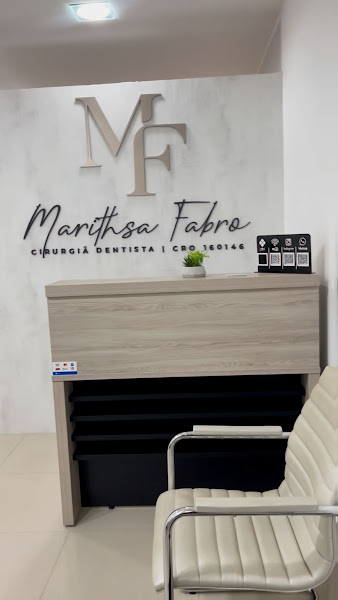 Foto 3 de Marithsa Fabro - Cirurgiã Dentista