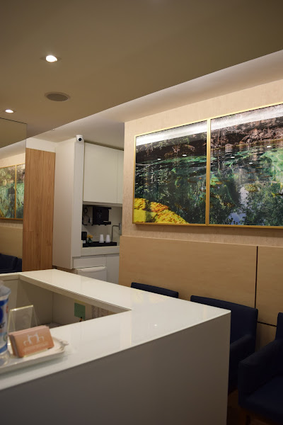 Foto 2 de MARJORIE MARQUES IMPLANTODONTIA PERIODONTIA