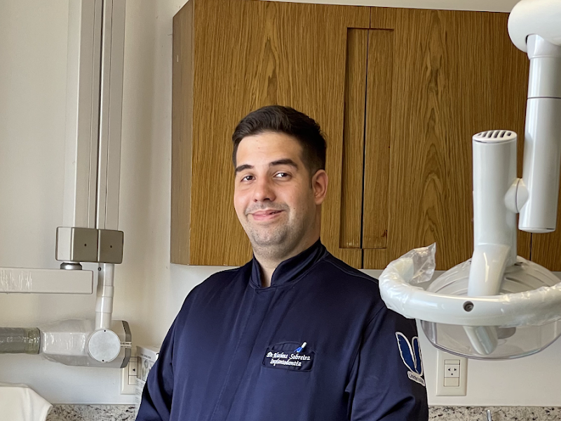 Foto 2 de Mateus Araujo - Endodontia e Estética dentária