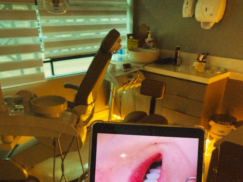 Foto 8 de MAVI Consultório Odontológico | Clareamento | Facetas | Implantes | Aparelhos Ortodônticos | Passo Fundo