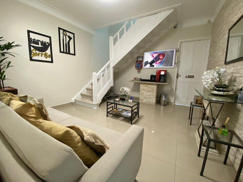 Foto 2 de Maximplante Clínica Odontológica - Implante dentario, Ortodontia, Odontologia Digital