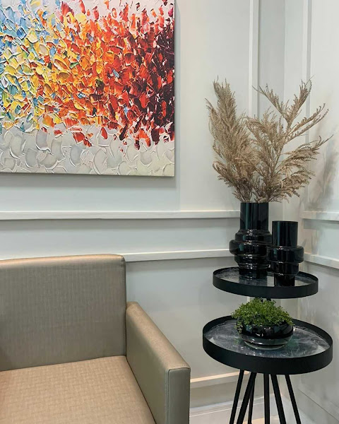 Foto 3 de MCM Odontologia | Implantes dentários | Prótese protocolo | Dentista em Blumenau