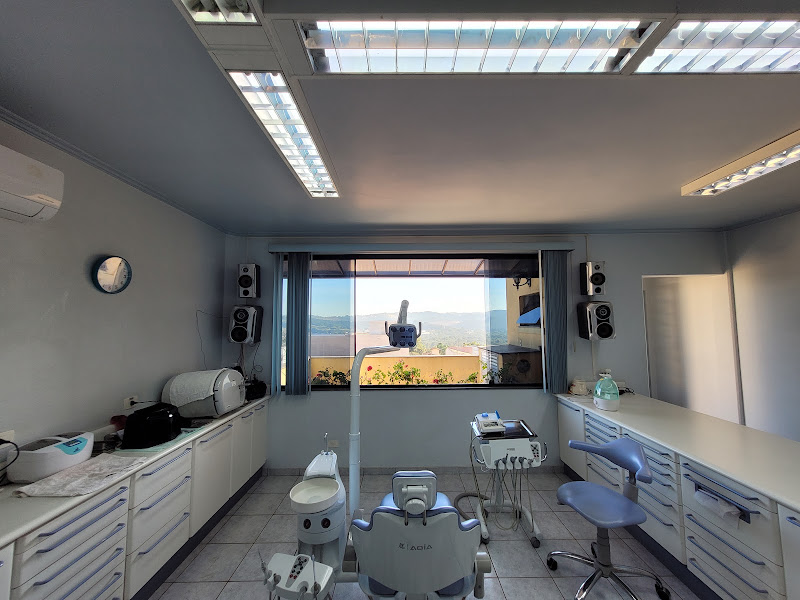 Foto 3 de MDL Odontologia Estética