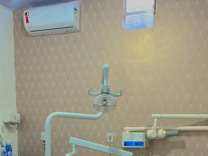 Foto 3 de Médicos e dentista