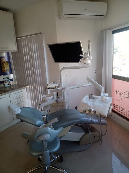 Foto 3 de Mediodonto, Dentista Liliane Rigon