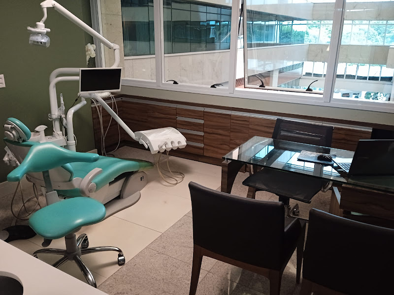 Foto 2 de Melina Firmo Odontologia