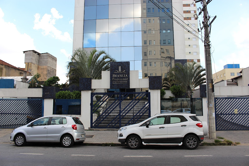 Foto 2 de MELO ODONTOLOGIA - Dr. Maurício Moraes de Melo e Dra. Liège Alves de Melo