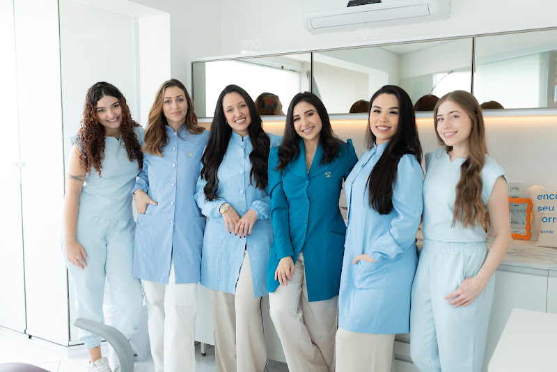 Foto 2 de Merino Odontologia | Dra. Carolina Merino | Dentista Guarulhos | Invisalign | SouSmile.