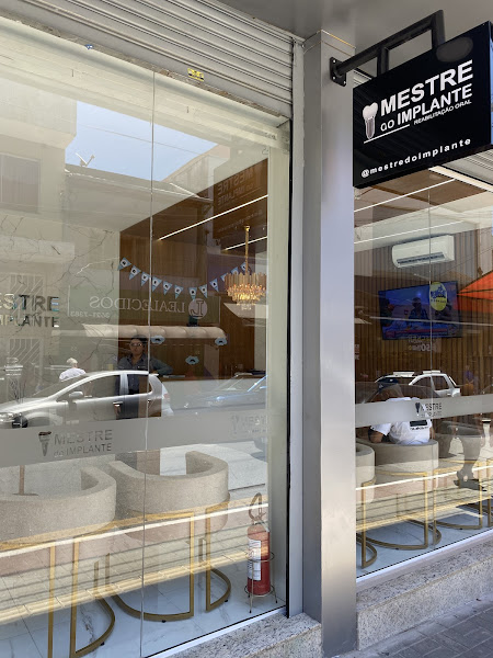 Foto 2 de Mestre do Implante - Taubaté