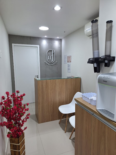 Foto 2 de MF ODONTOLOGIA