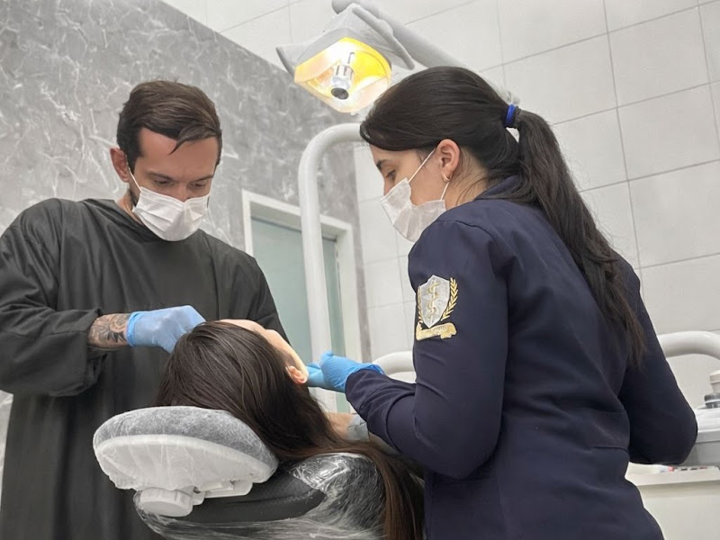 Foto 3 de MHAI Odontologia e Estética