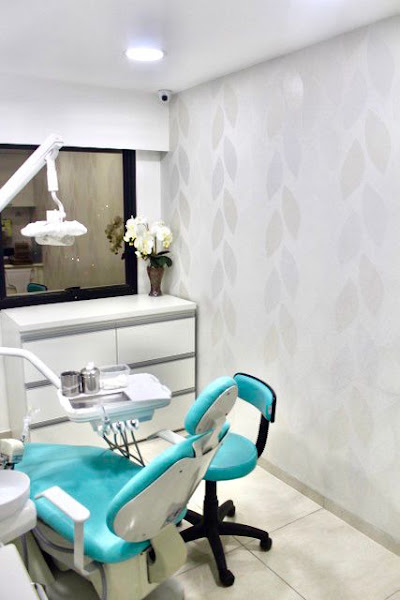 Foto 2 de Michaelis Odontologia