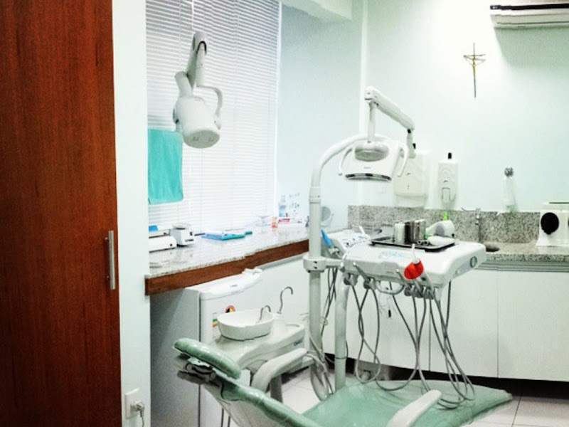 Foto 3 de Mila Beckerath, Dentista