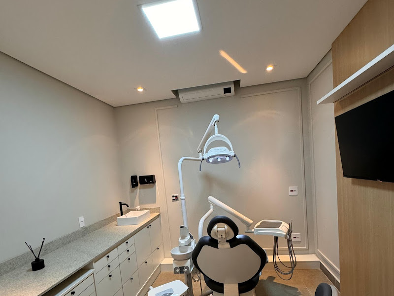 Foto 10 de Milena Oliveira | Dentista em Americana