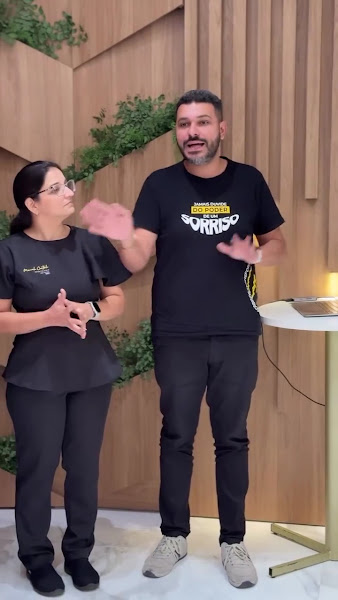 Foto 4 de Miranda Coutinho | Lentes de Contato Dental | Implante Dentário em Joinville