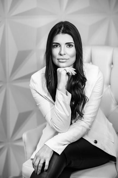 Foto 2 de Mirely Parisotto Cirurgiã Dentista - Especialista em Implantodontia - Santa Cruz do Sul