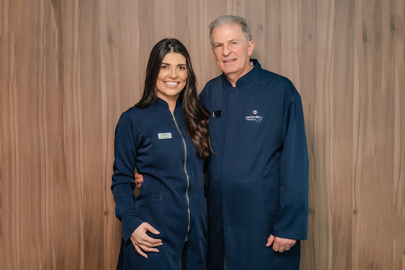 Foto 3 de Mirely Parisotto Cirurgiã Dentista - Especialista em Implantodontia - Santa Cruz do Sul