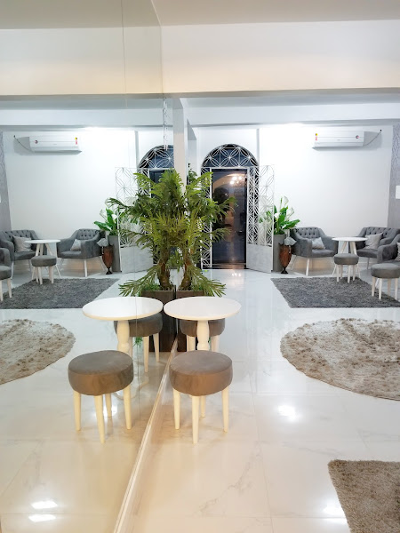 Foto 3 de Miss Bela Exclusive