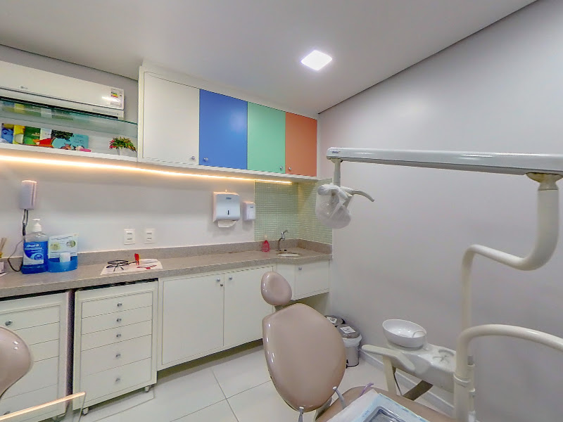 Foto 5 de Mitre e Freitas Odontologia - dentista - facetas - prótese - Implante